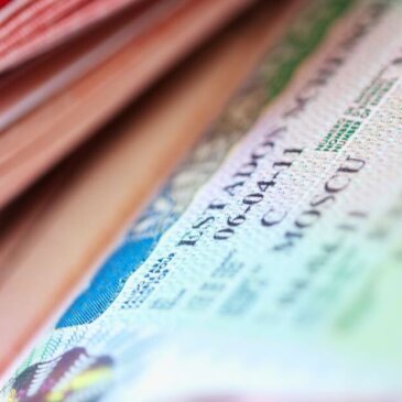 A Bulgária e a Roménia vão emitir vistos Schengen de curta duração até abril de 2024