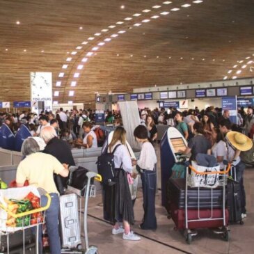Os passageiros das companhias aéreas que se atrasarem devido ao EES não poderão voltar a reservar voos gratuitamente