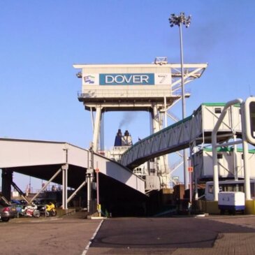 Porto de Dover instala quiosques EES para passageiros de autocarros e tablets para automóveis
